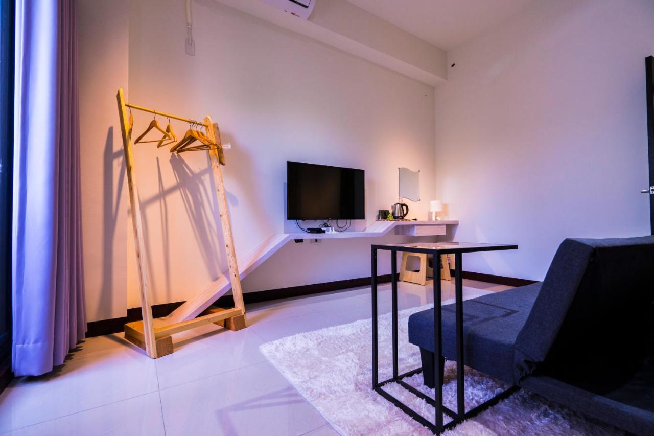 黑琵軼棧湖濱旅宿 K&B Happy Hostel 台南 外观 照片